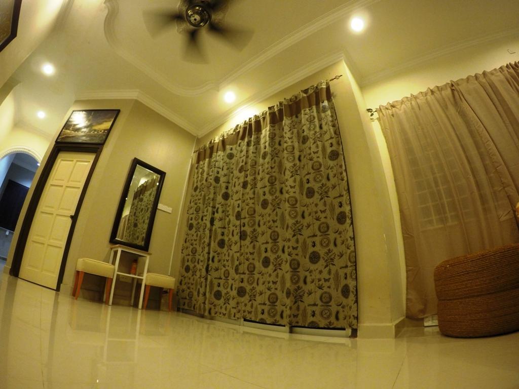 Wan'S Beach Guest House Дунгун Екстериор снимка