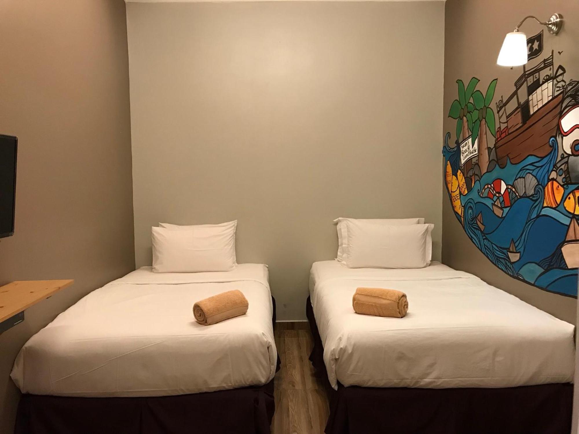 Wan'S Beach Guest House Дунгун Екстериор снимка